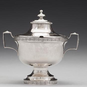 A Swedish 18th century silver sugar-bowl, mark of Melchior Faust, Göteborg 1786.