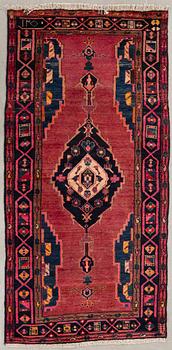 Carpet, Lori, approx. 142 x 120 cm.