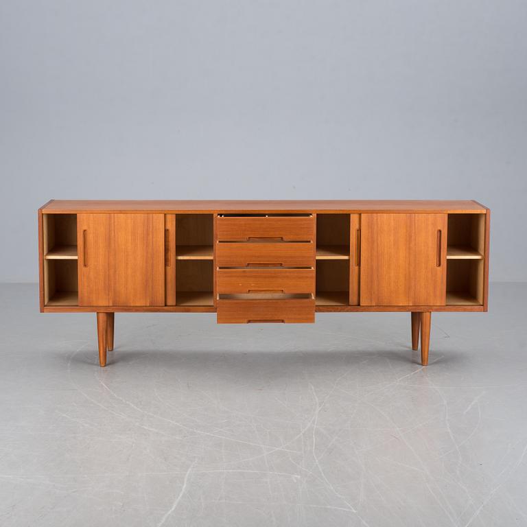 SIDEBOARD, "Gigant", Nils Jonsson, Troeds, 1950/60-tal.