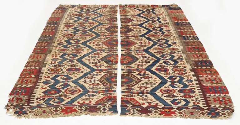 An antique Aydin kilim, West Anatolia, ca 326 x 182 cm.