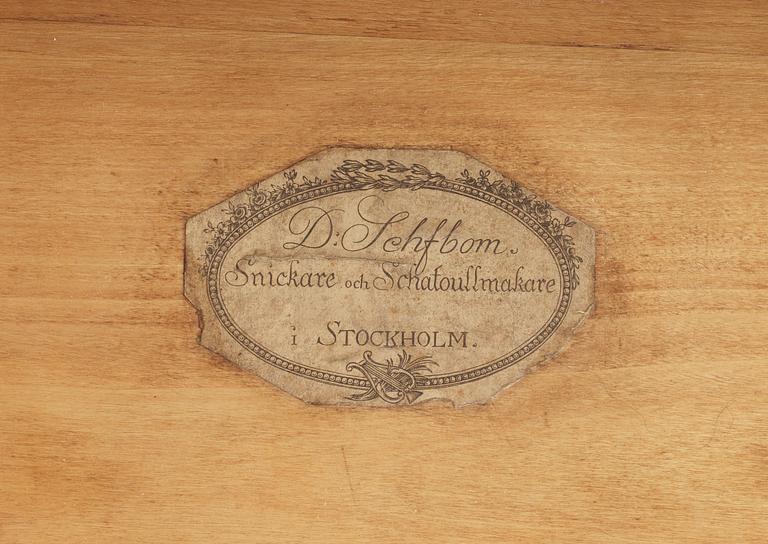 SKRIVBORD, av Daniel Sehfbom (mästare i Stockholm 1800-1837). Karl Johan.