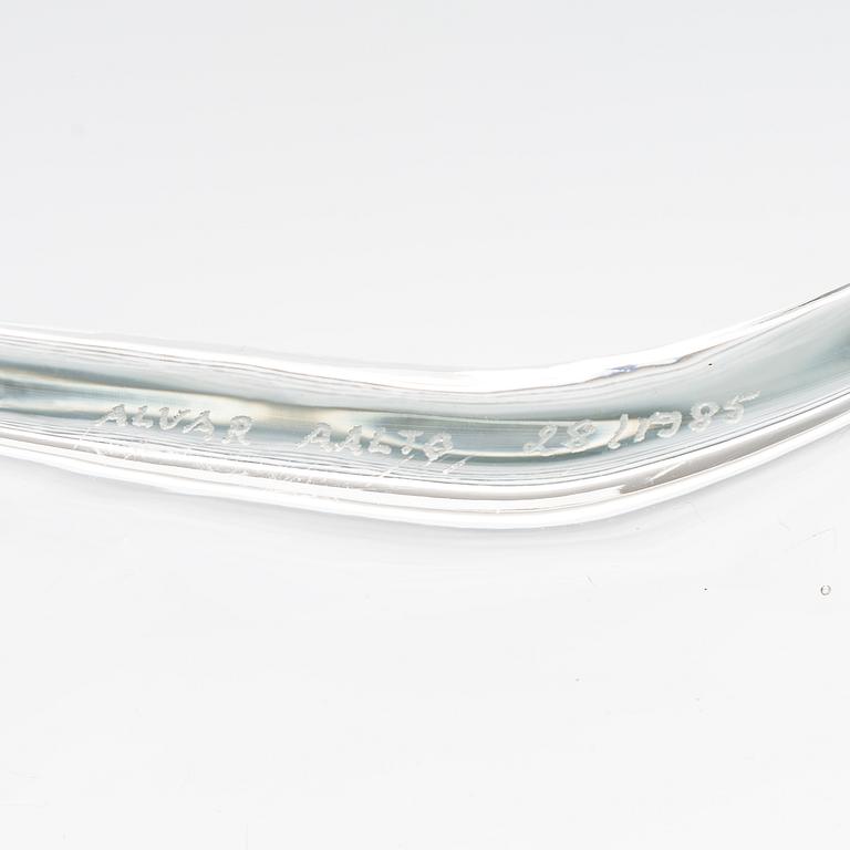 Alvar Aalto,  maljakko, malli 3031, signeerattu Alvar Aalto 28/1985.