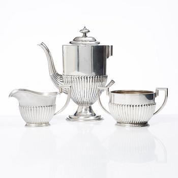 CG Hallberg, kaffeservis, 3 delar, silver, gustaviansk stil, Stockholm 1902.