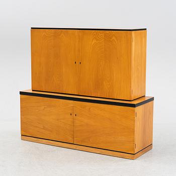 An elm veneered cabinet/sideboard, 1930's.