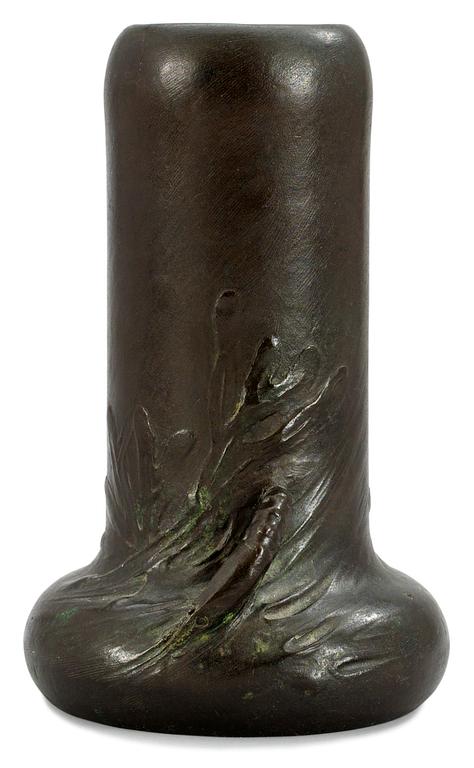 An E Wahlström & Hugo Elmqvist art nouveau patinated bronze vase, AB Hugo Elmqvist, Stockholm.