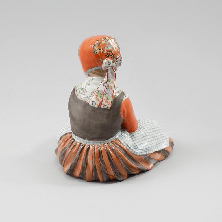 FIGURIN, porslin, Royal Copenhagen, 1900-talets första hälft.
