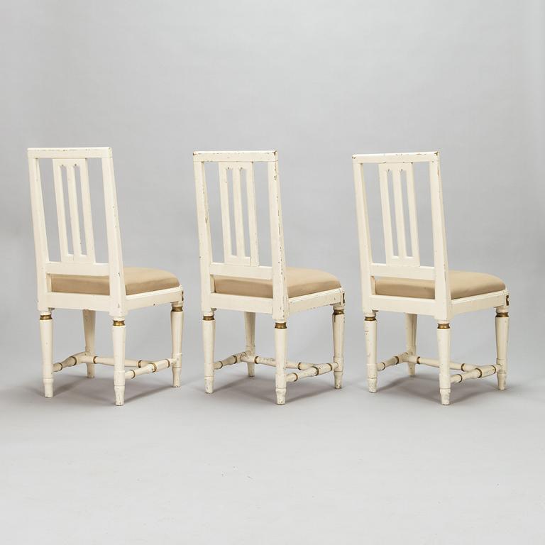 Three Gustavian chairs, early 19th century.