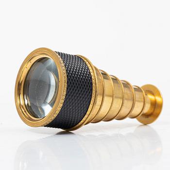 A pocket spyglass , by William Harris & Co London & at Hamburg, 19th century.
