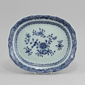 STEKFAT, porslin, Kina, 1700-tal.