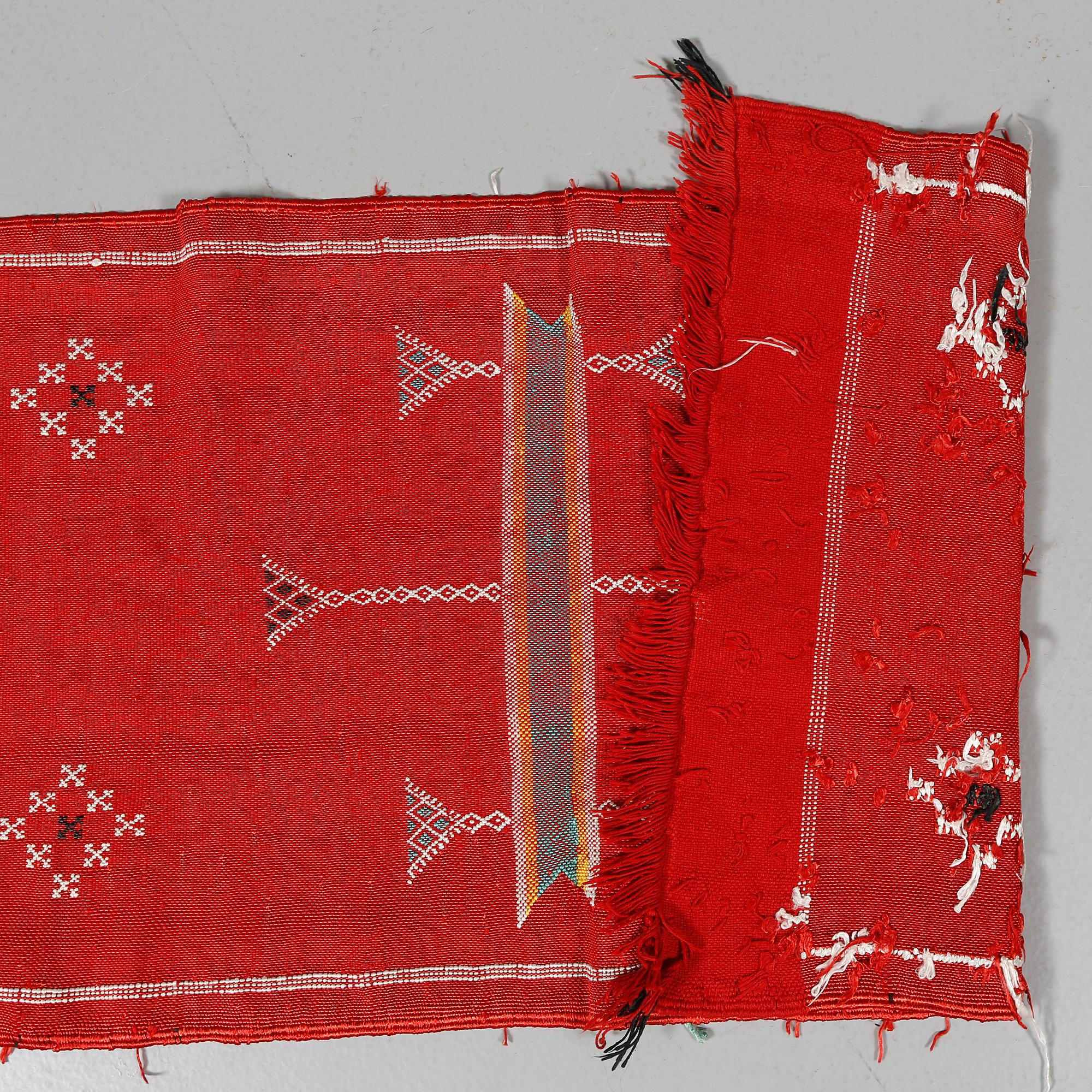 MATTOR, 2 st, silke, Kelim, Nordafrika, sent 1900-tal.