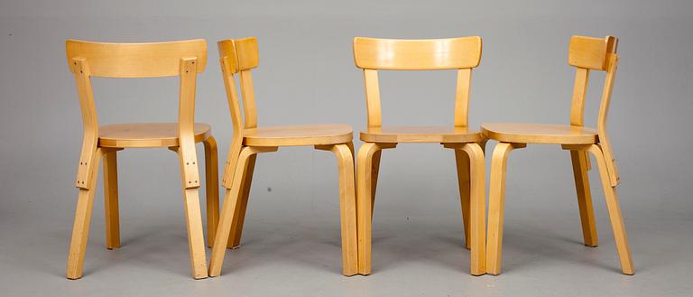 BORD och 4 STOLAR, design. Alvar Aalto, 1970-tal.