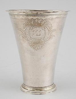 ANDERS SCHOTTE (1760-1806), bägare, silver, Uddevalla, vikt 263 g.