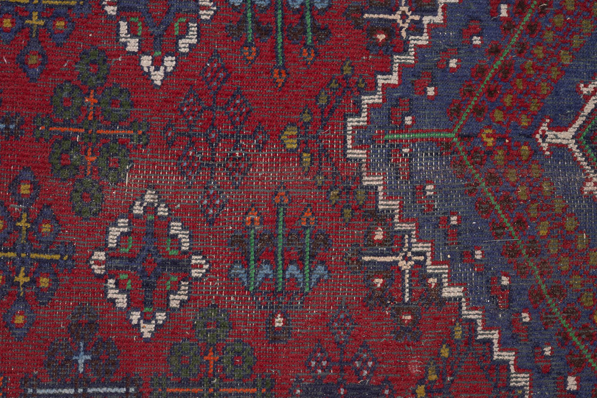 Carpet, approx. 400 x 310 cm.