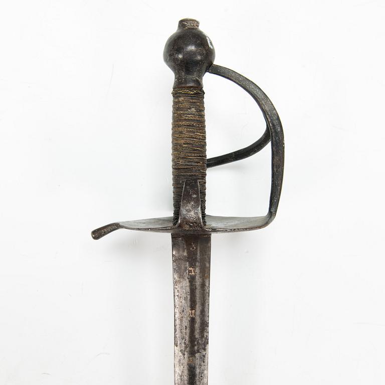 Värja, svensk, m/1685.