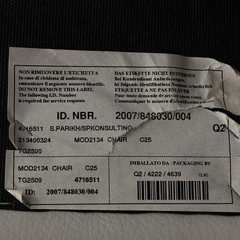 NATUZZI, fåtöljer, ett par, Italien, 2000-tal.