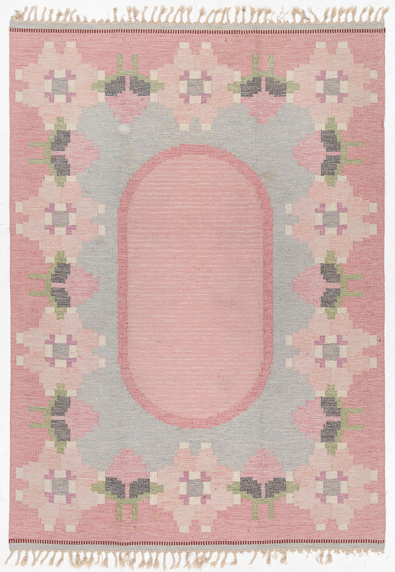 Ingegerd Silow, a flat weave carpet, signed IS, approx. 277 x 197 cm.
