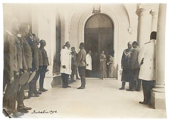 596. K.E. VON GAHN & CO, fotografi, märkt med stämpel av Kejserliga Hovfotografen. Dat Livadia 1914.