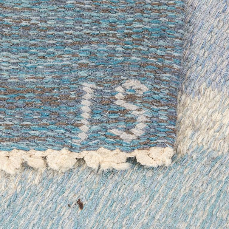 Ingegerd Silow, Rug, flat weave, signed, approximately 233x167 cm.