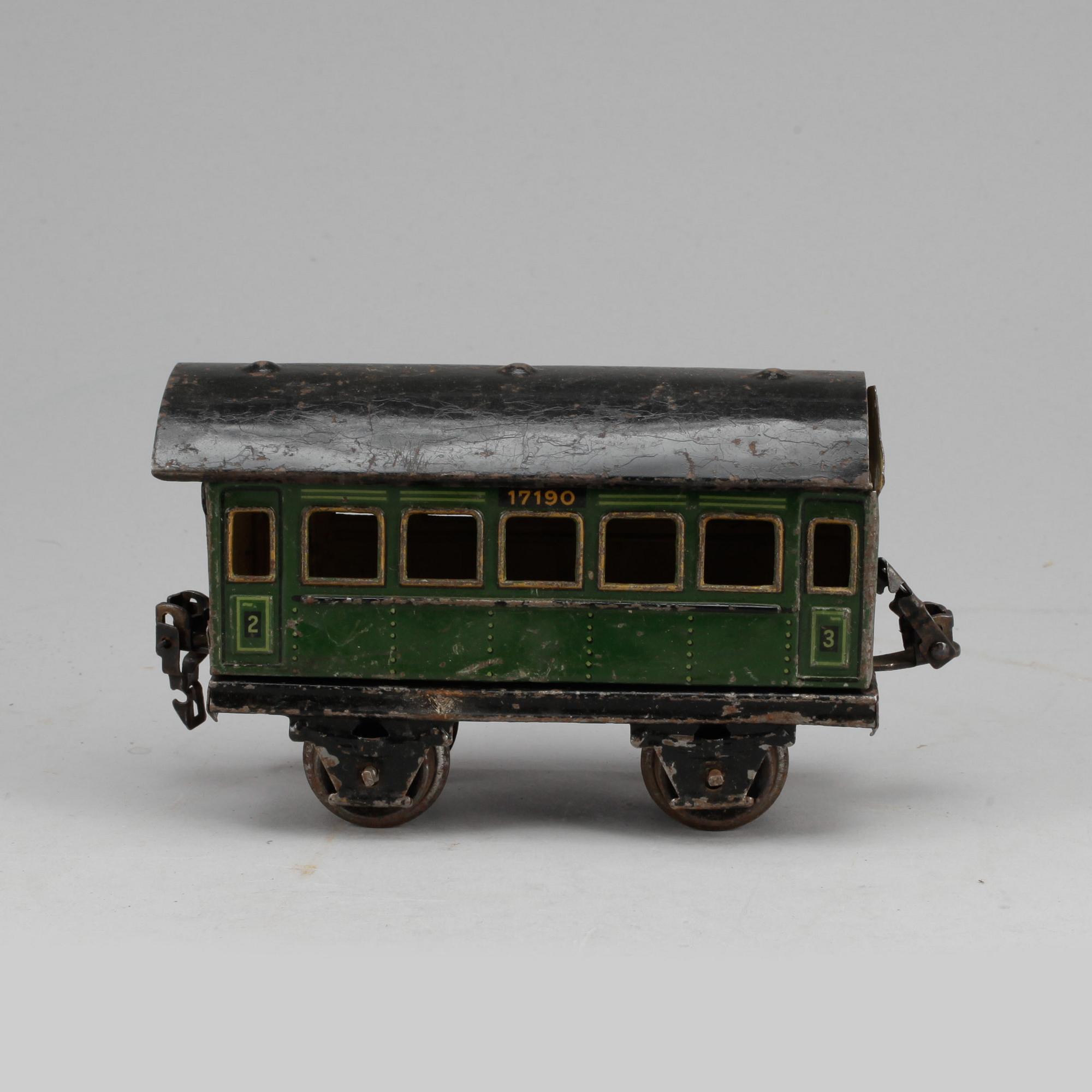 TÅGSET, 4 delar + räls, Märklin, 1900-talets första hälft.