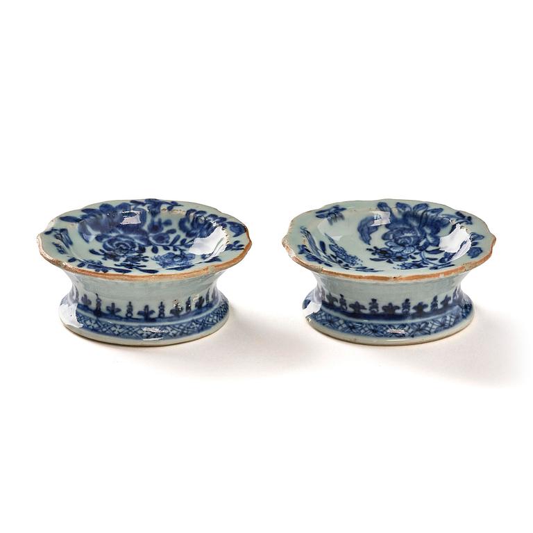 A pair of blue and white salts, Qing dynasty, Qianlong (1736-95).