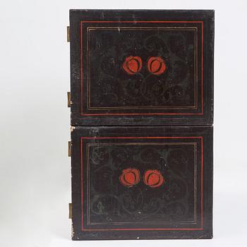 SKÅP, tvådelat, lackerat trä. Qingdynastin, 1800-tal.