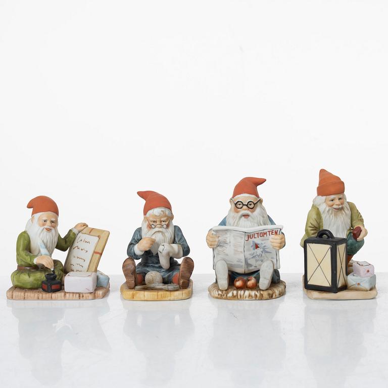 Jenny Nyström, efter, figuriner, 16 st, porslin, för Kalmar Läns museum.