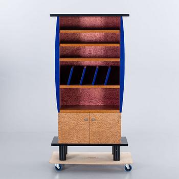AN ETTORE SOTTSASS AND MARCO ZANINI BOOKSHELF.