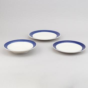 A Hertha Bengtsson 'Koka Blå' dinner service, 84 pcs, Rörstrand, designed 1956.