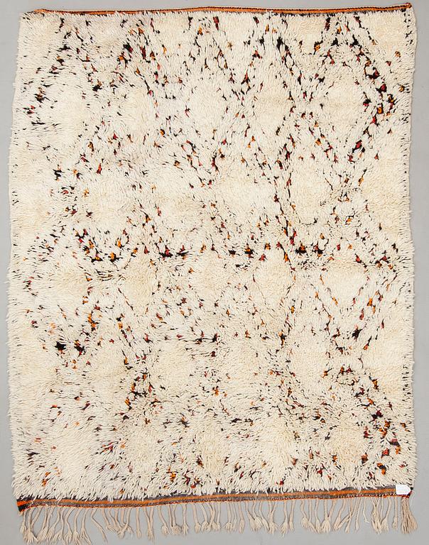 A MOROCCAN BENI OURAIN CARPET. Circa 244 x 198 cm.