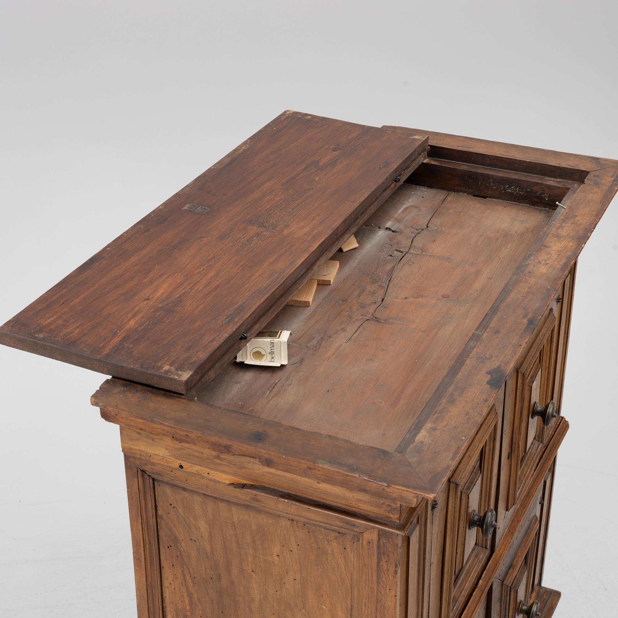 Cabinet, Baroque, 18th century.