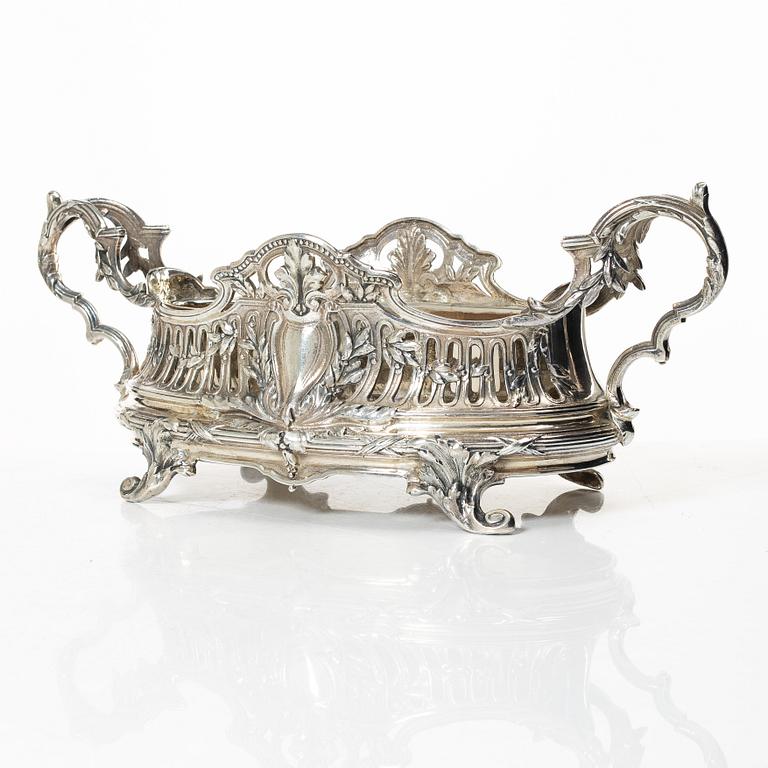 Jardinière, sterling silver, Louis XVI style, second half of the 20th century.