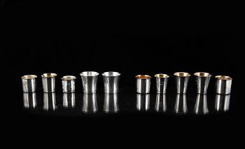 BÄGARE, 10 st, silver, bland annat Befa, Göteborg, 1970. Total vikt ca 415g.