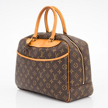 Louis Vuitton, a Monogram Canvas 'Deauville' bag.