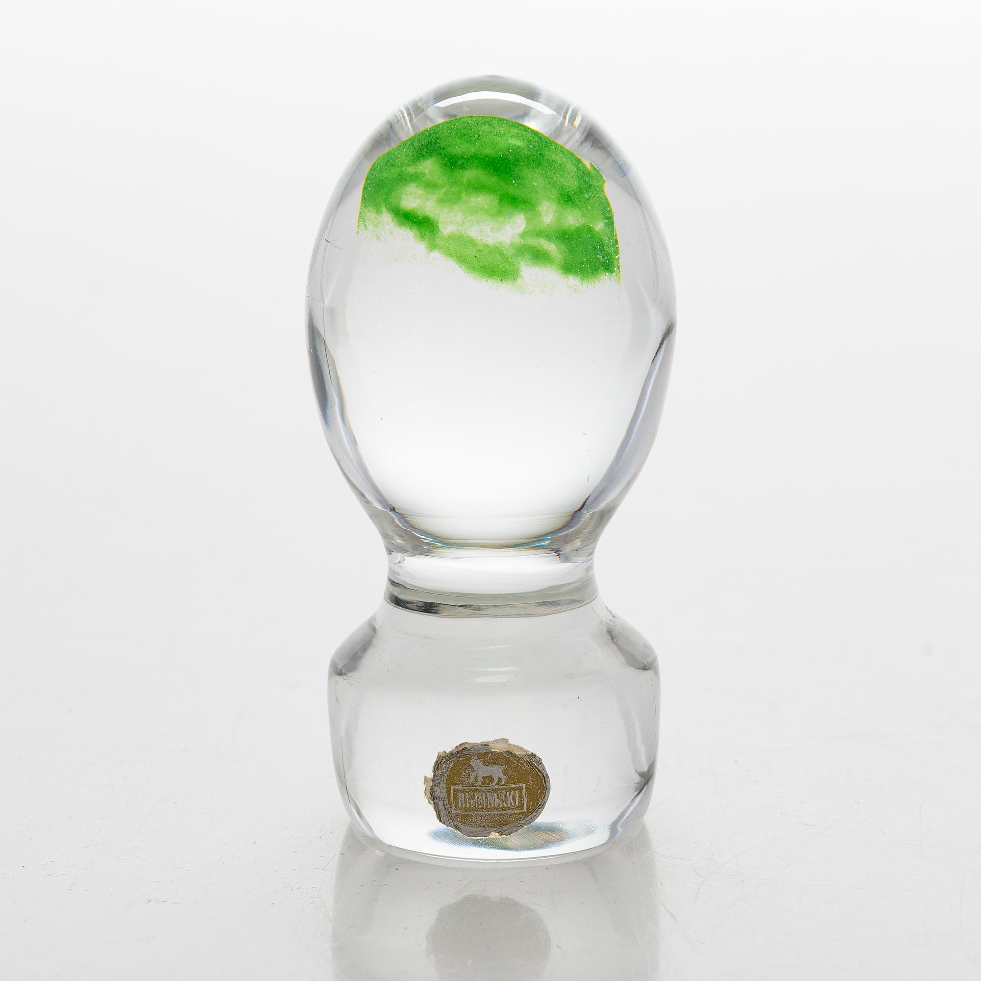 Nanny Still, A glass art object/ paperweight, 'Kuukuna', model 6450, signed Nanny Still, Riihimäen Lasi oy.
