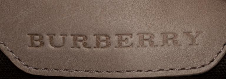 VÄSKA, Burberry.