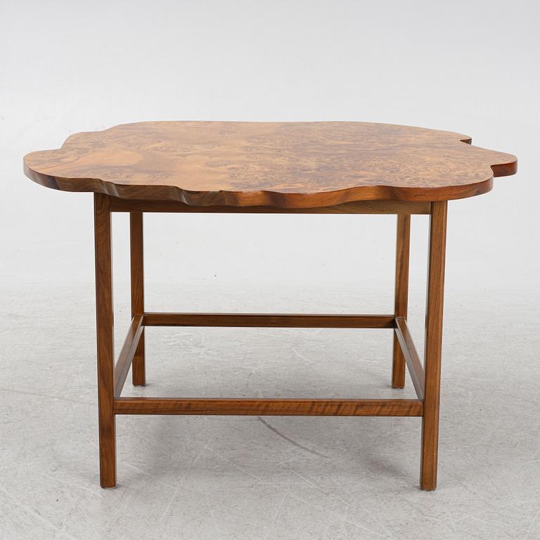 Josef Frank, a model 1057 coffee table, Firma Svenskt Tenn, post 1985.