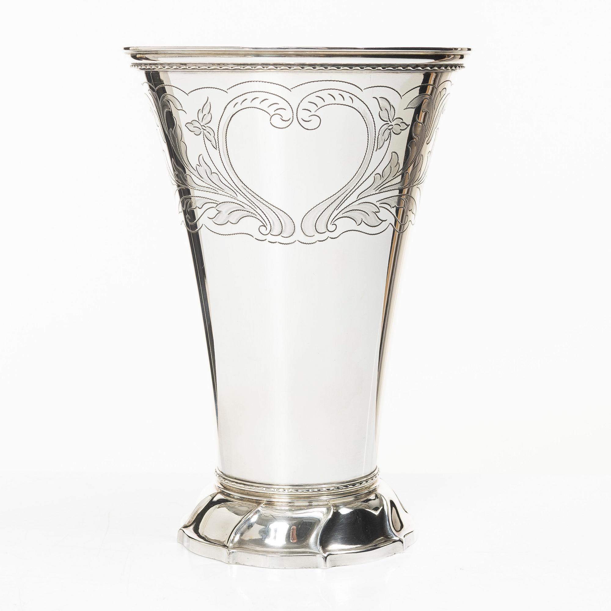 Guldsmedsaktiebolaget (GAB), A Swedish silver beaker, Stockholm 1934.