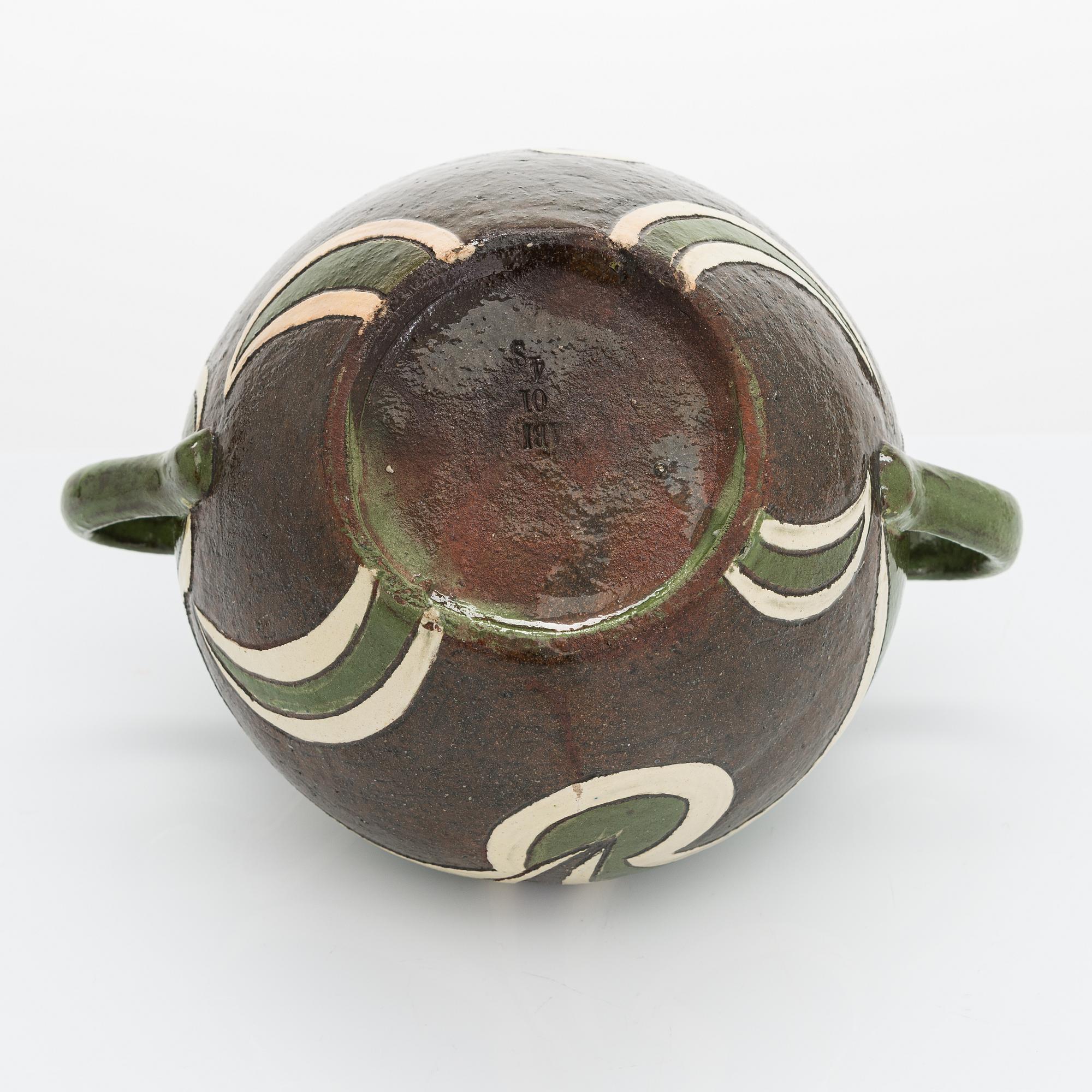Alfred William Finch, a ceramic pot, Iris 1901.