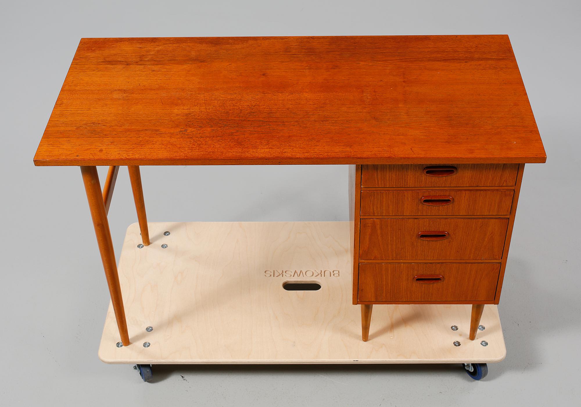 SKRIVBORD, 1950/60-tal.