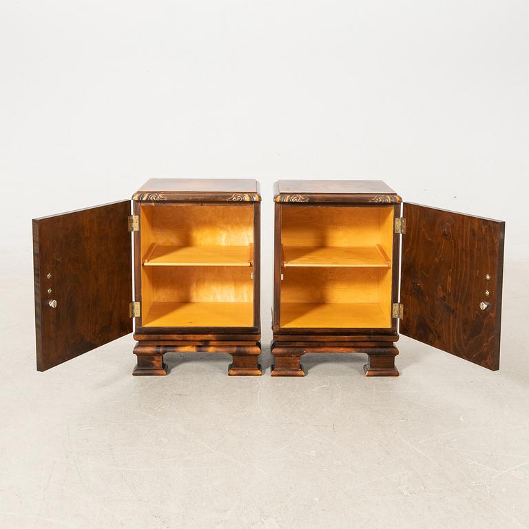 Sängbord ett par, 1900-talets första hälft.