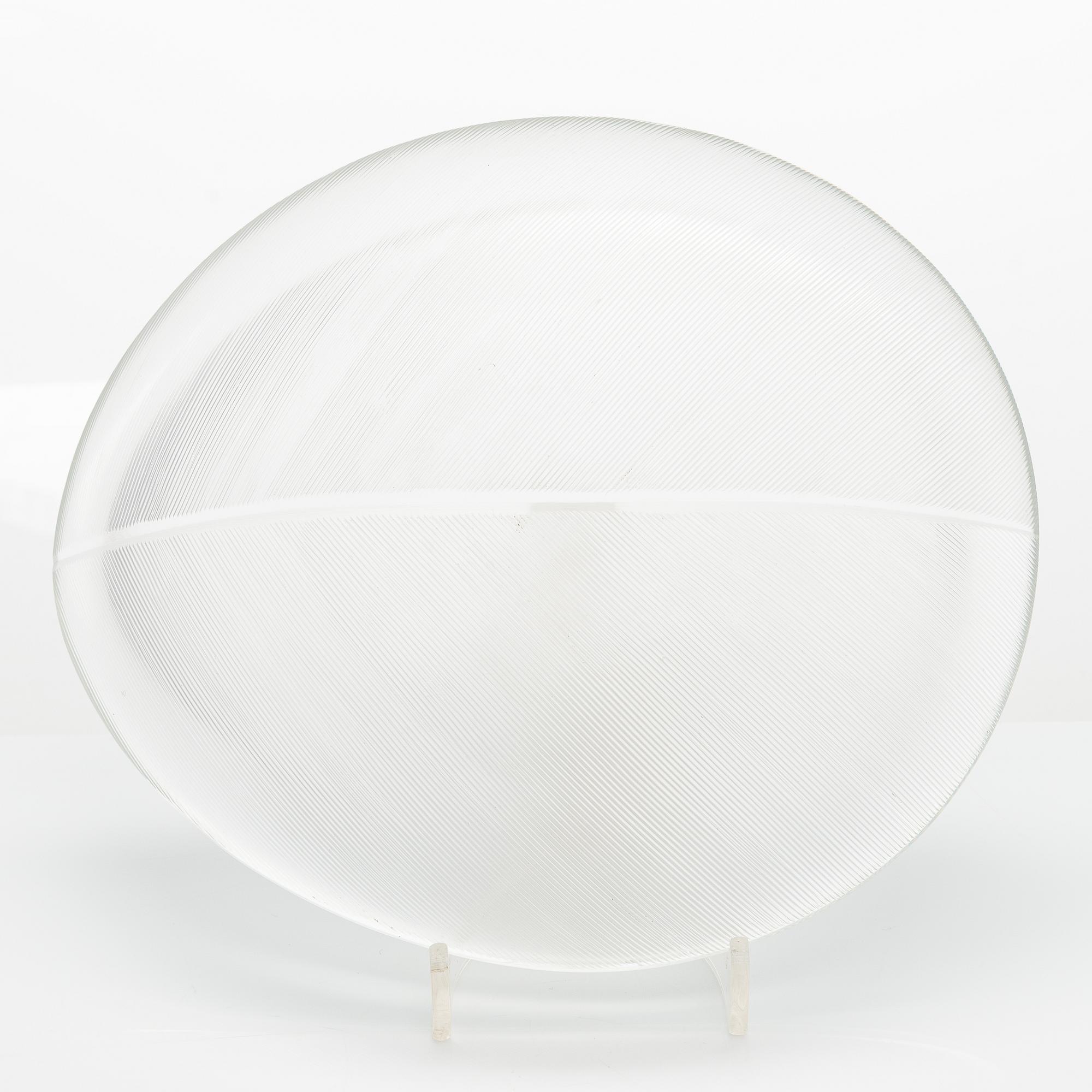 Tapio Wirkkala, art glass 'Lehti' (leaf), model 3337, signed Tapio Wirkkala Iittala.