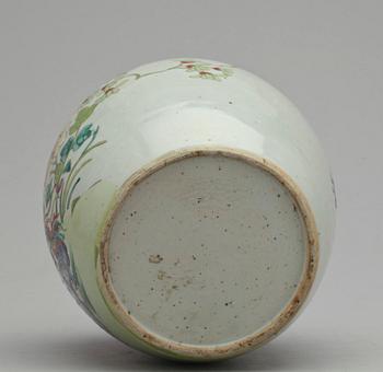 BOJAN med trälock, porslin, Qingdynastin Qianlong (1736-95).