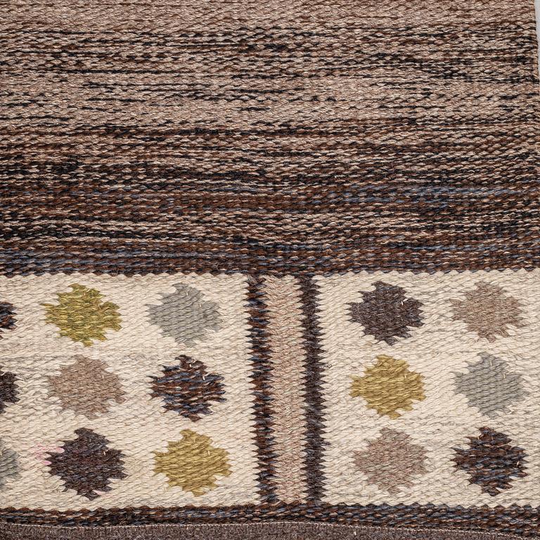 A carpet, flat weave, ca 198,5-200 x 137-139,5 cm, signed BA(?), probably Sweden.