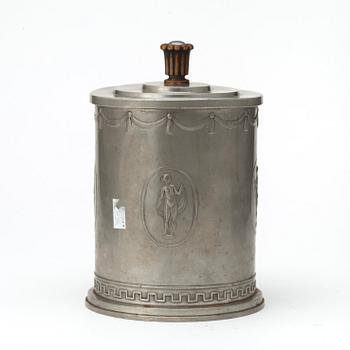 A Swedish Grace pewter box, Schreuder & Olsson, Stockholm 1929.