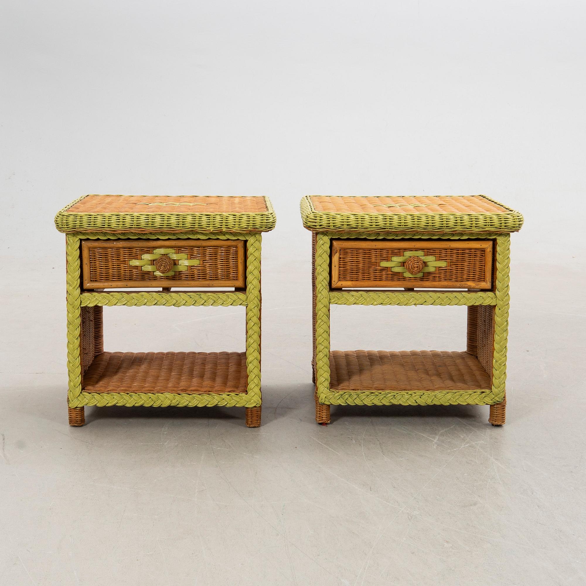 Sängbord, ett par, troligen Frankrike, sent 1900-tal.