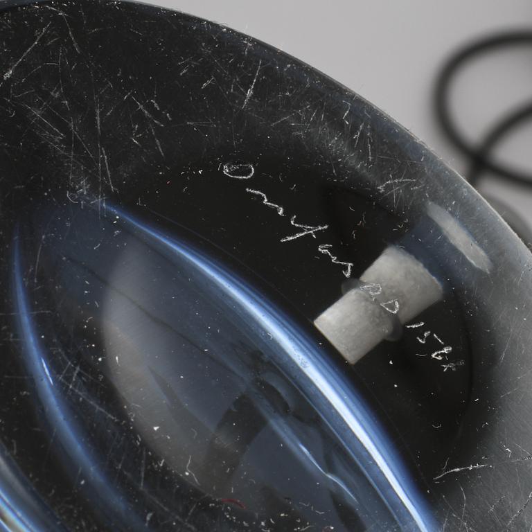 BORDSLAMPOR, 3 st, Carl Fagerlund, Orrefors, 1900-talets andra hälft.