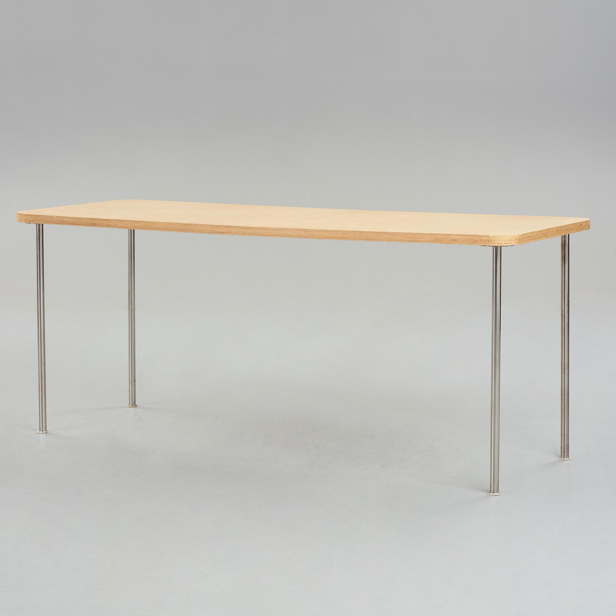 Jasper Morrison, a dining table and six birch laminate "Ply chairs / Open back" by Jasper Morrison, Vitra, 1988-89.