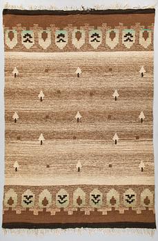 A 1930s Finnish flat weave carpet. Circa 275 x 190 cm.