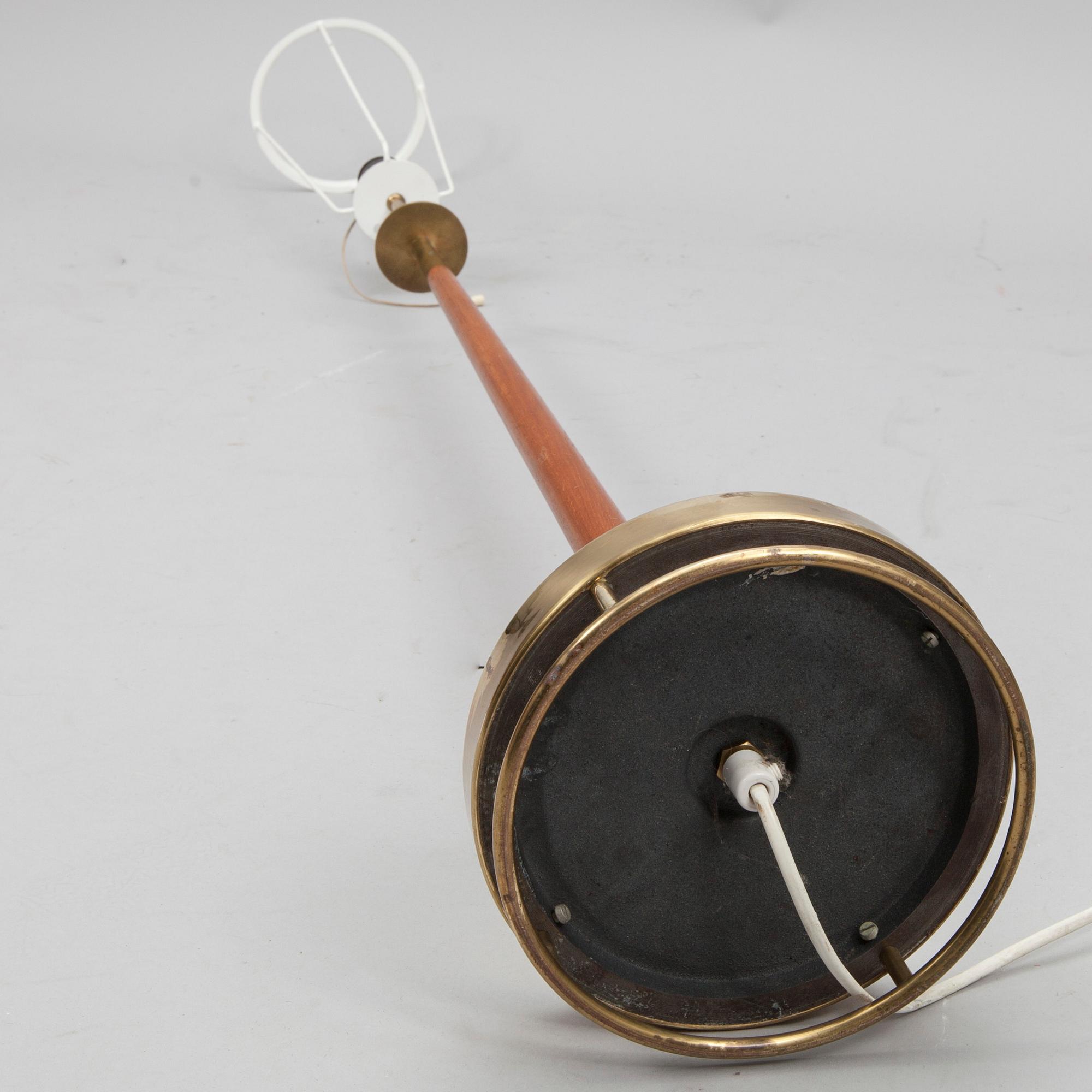 GOLVLAMPA, stämplad Idman, 1900-talets mitt.