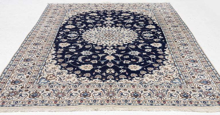 Carpet, Nain, approx. 300 x 200 cm.